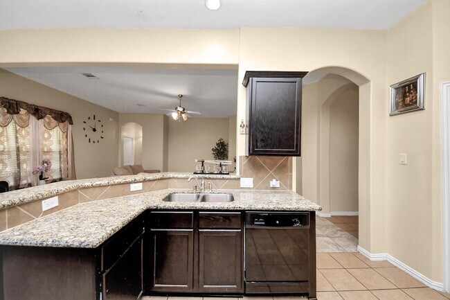 Building Photo - 3018 Wellington Pass Dr