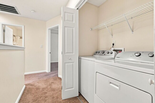 Building Photo - 4906 Yorkchester Dr