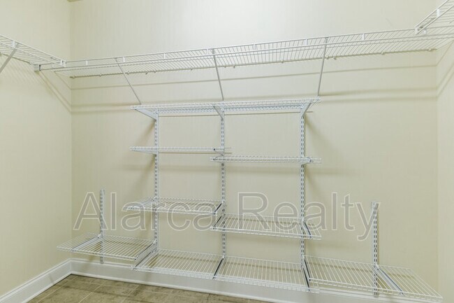 Building Photo - 4234 Vance Rd N