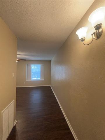 Building Photo - 6513 Westridge Dr