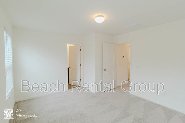 Building Photo - 109 Oxfordshire St