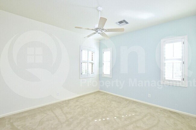 Building Photo - 20565 W Nelson Pl