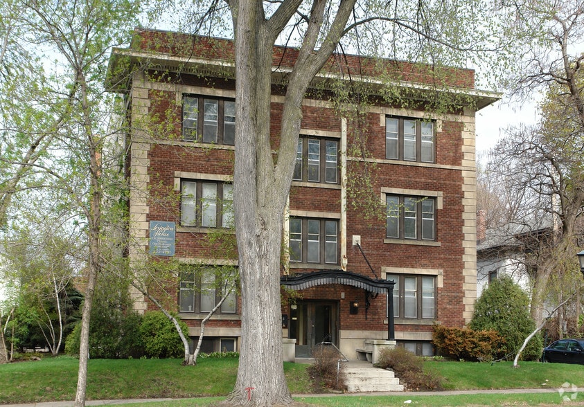 Building Photo - Lexington House