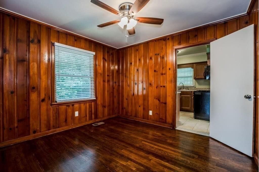 Building Photo - 817 Gertrude Pl NW