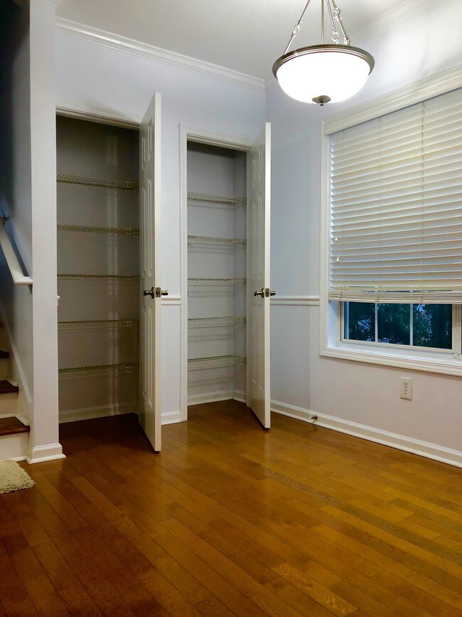 Dining Area Closets - 4246 River Green Dr NW