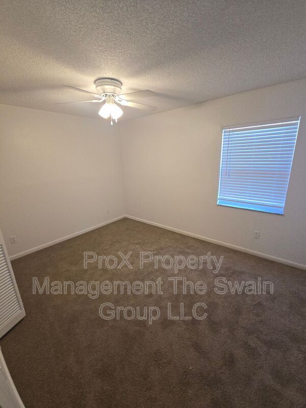 Building Photo - 3316 Timberline Rd W