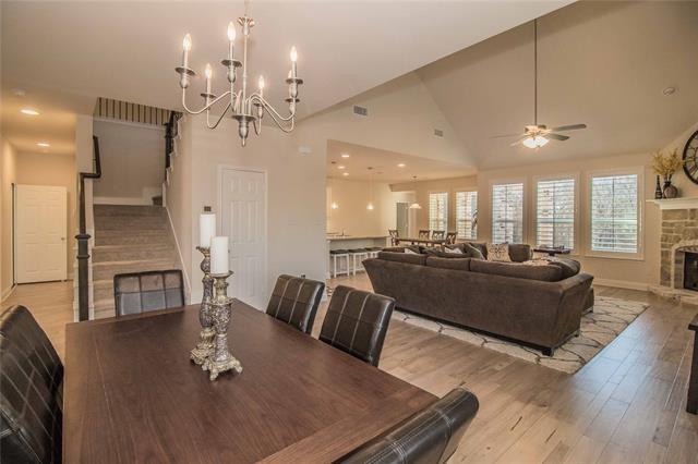 Building Photo - 908 Foxglove Dr