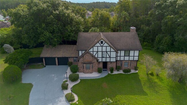 Building Photo - 2540 Albany Dr