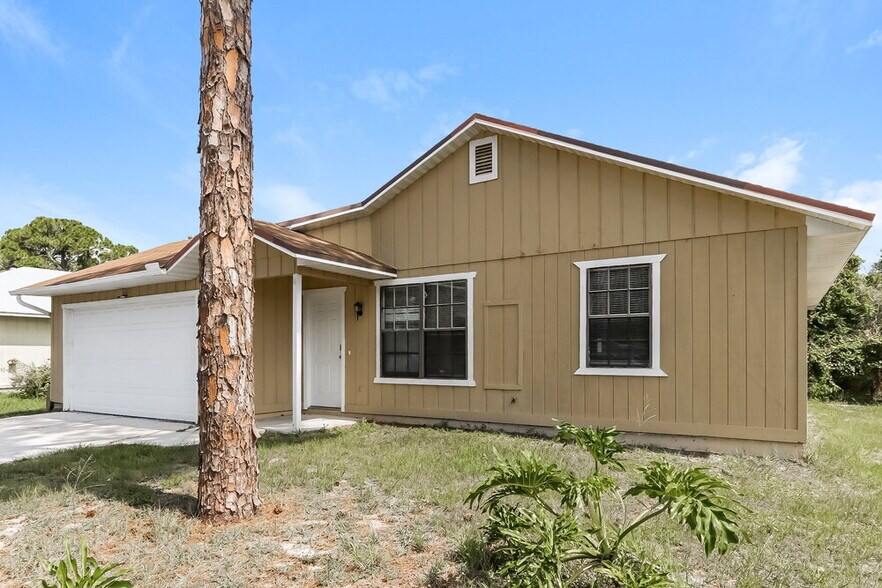 Building Photo - 360 Melton Dr