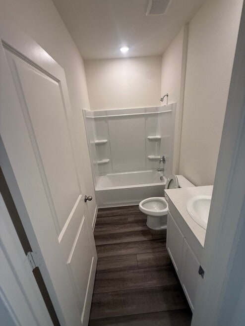 Building Photo - 906 Independence Trl