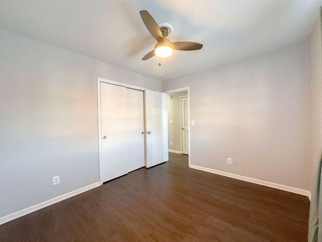 Building Photo - 1340 S Elizabeth St