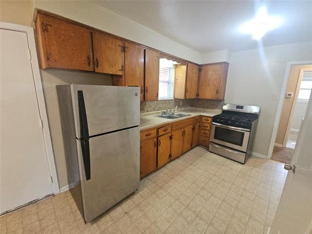 Building Photo - 6419 Onyx Dr N