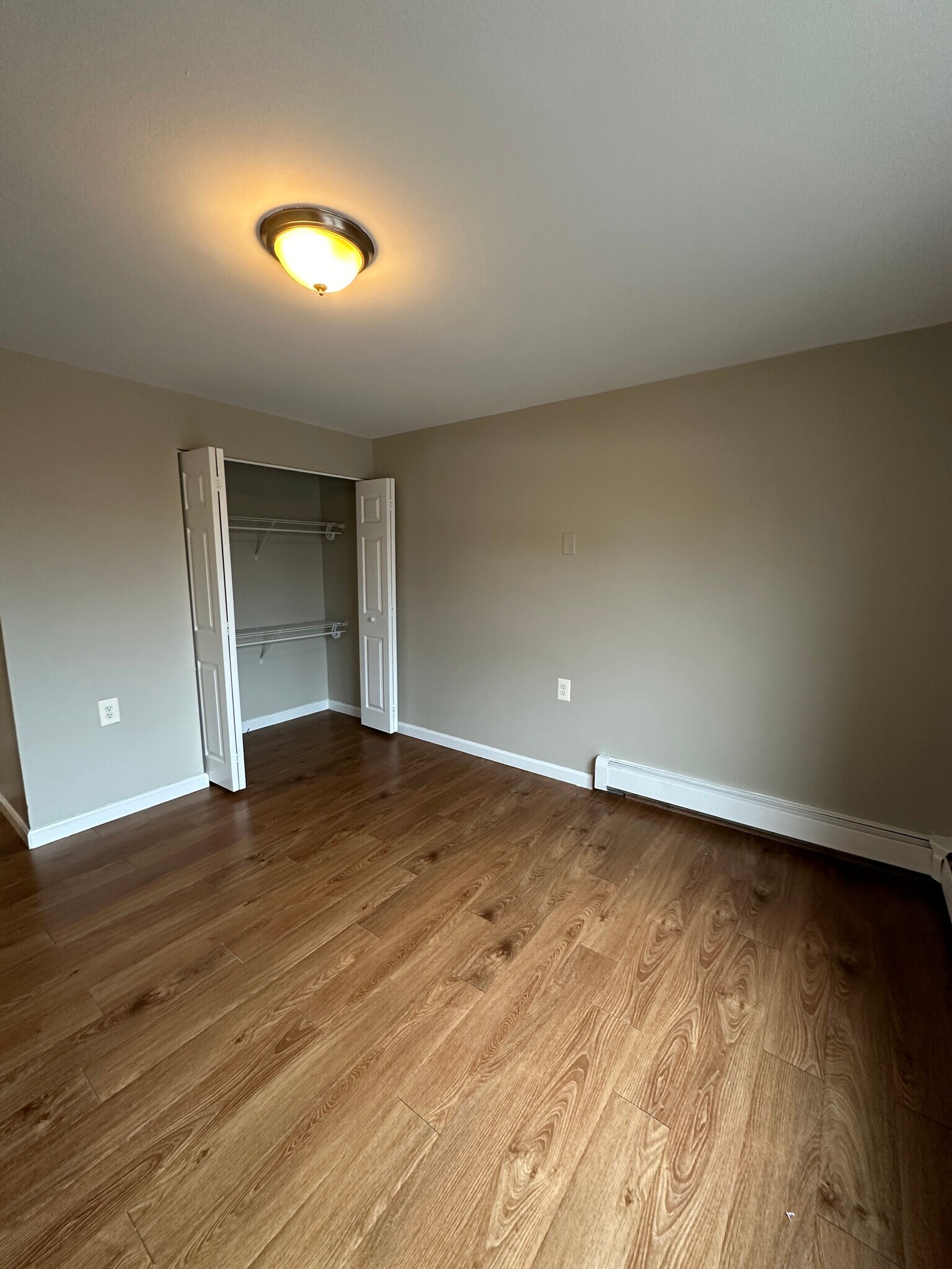 Building Photo - 746 Highland Ave