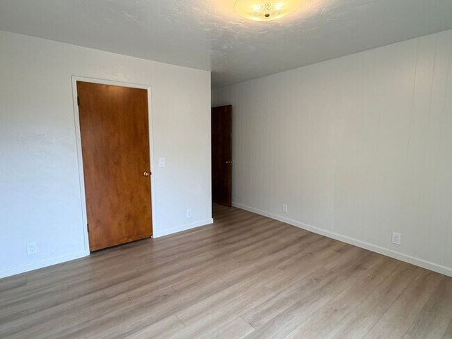 Building Photo - Conveniently Located in Pacific Grove – Lovely 2 Bedroom, 2 Bathroom Cottage-Style Home