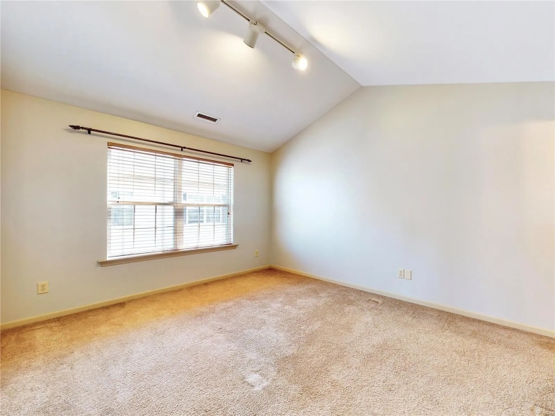 Building Photo - 5132 Welsh Dr