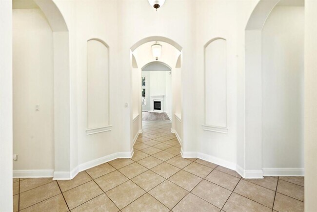 Building Photo - 201 Varco Dr