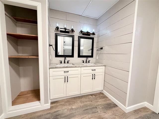 Building Photo - 710 N Rusk St