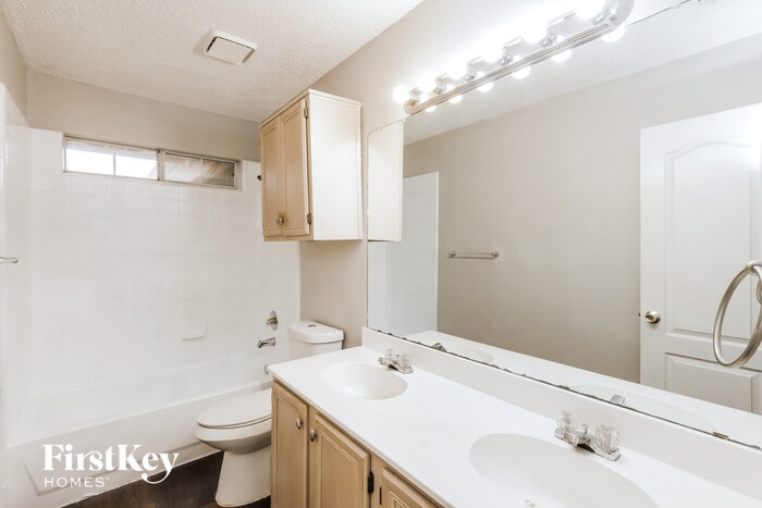 Building Photo - 1509 Dreama Dr
