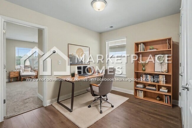 Building Photo - 6121 Hickory Ln Dr