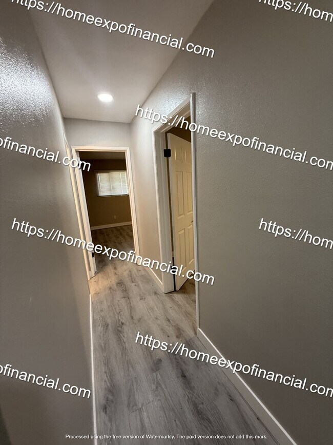 Building Photo - 2840 McKinley St