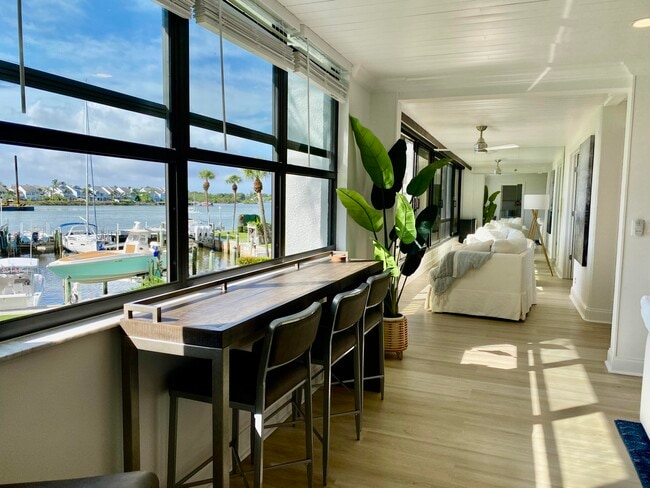 Building Photo - 1648 Jupiter Cove Dr