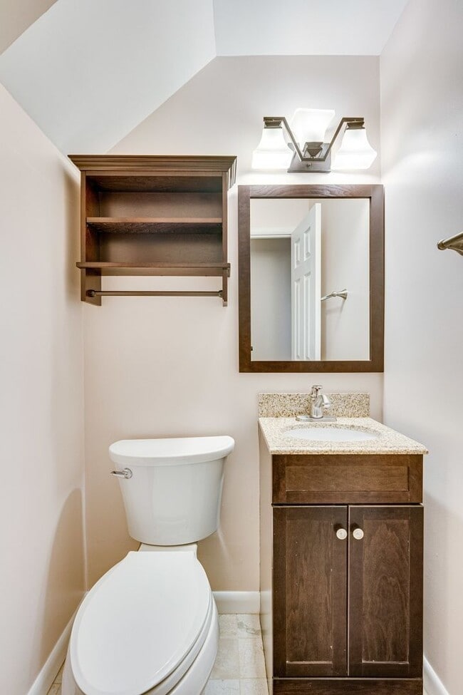 Building Photo - 4228 San Carlos Dr