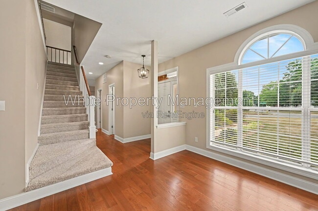 Building Photo - 9201 Hanworth Trace Dr