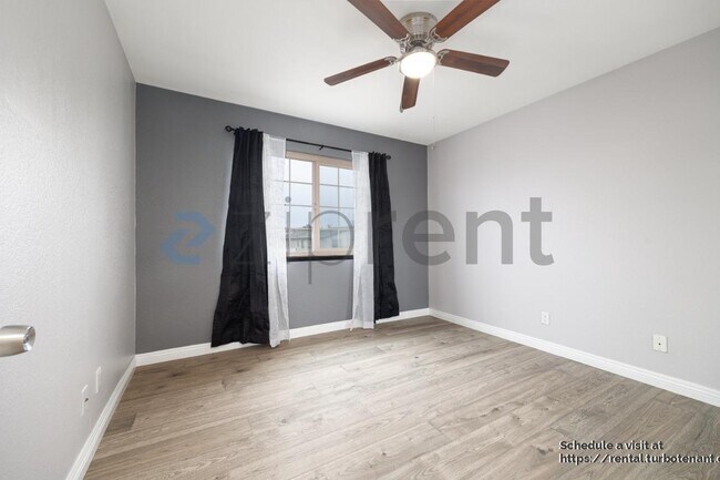 Building Photo - 4244 Cherokee Ave