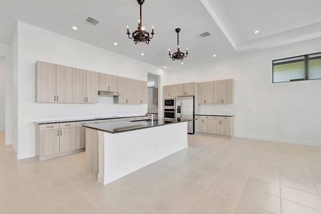 Building Photo - 8294 Norcia Way