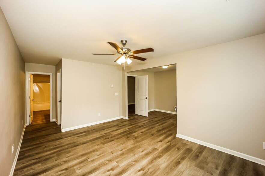 Building Photo - 47 Trotter Ct
