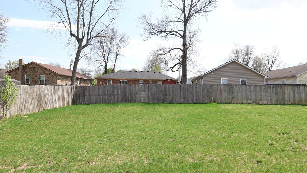 Building Photo - 3920 Dunbar Ave