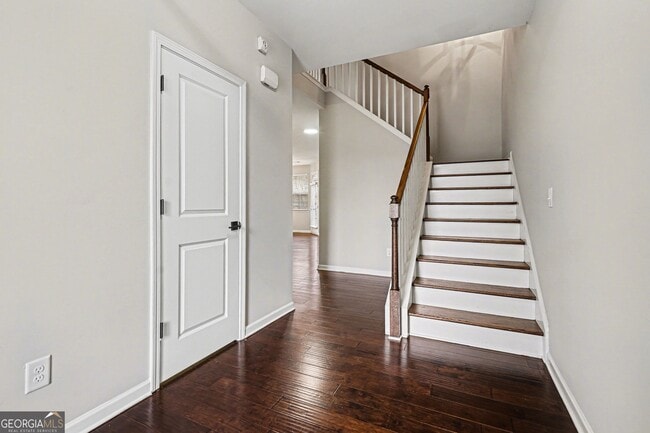 Building Photo - 5873 Keystone Ln