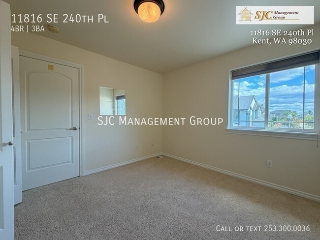 Building Photo - 11816 SE 240th Pl