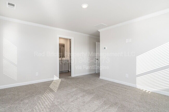 Building Photo - 3483 Backwater St