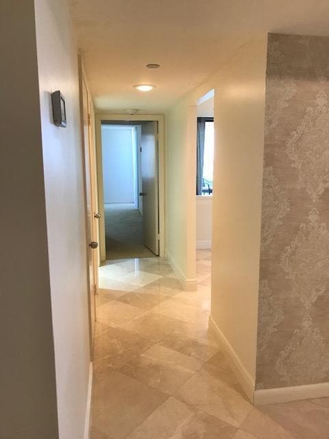 Building Photo - 5070 N Ocean Dr