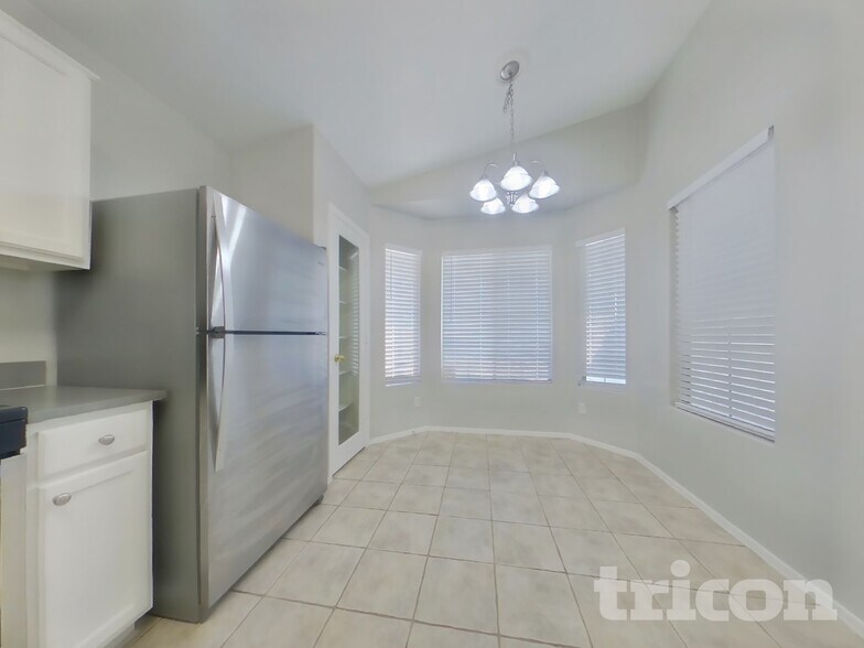 Building Photo - 30877 N Coral Bean Dr