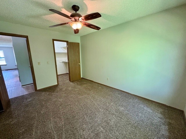 Building Photo - 2417 W Mary Dr
