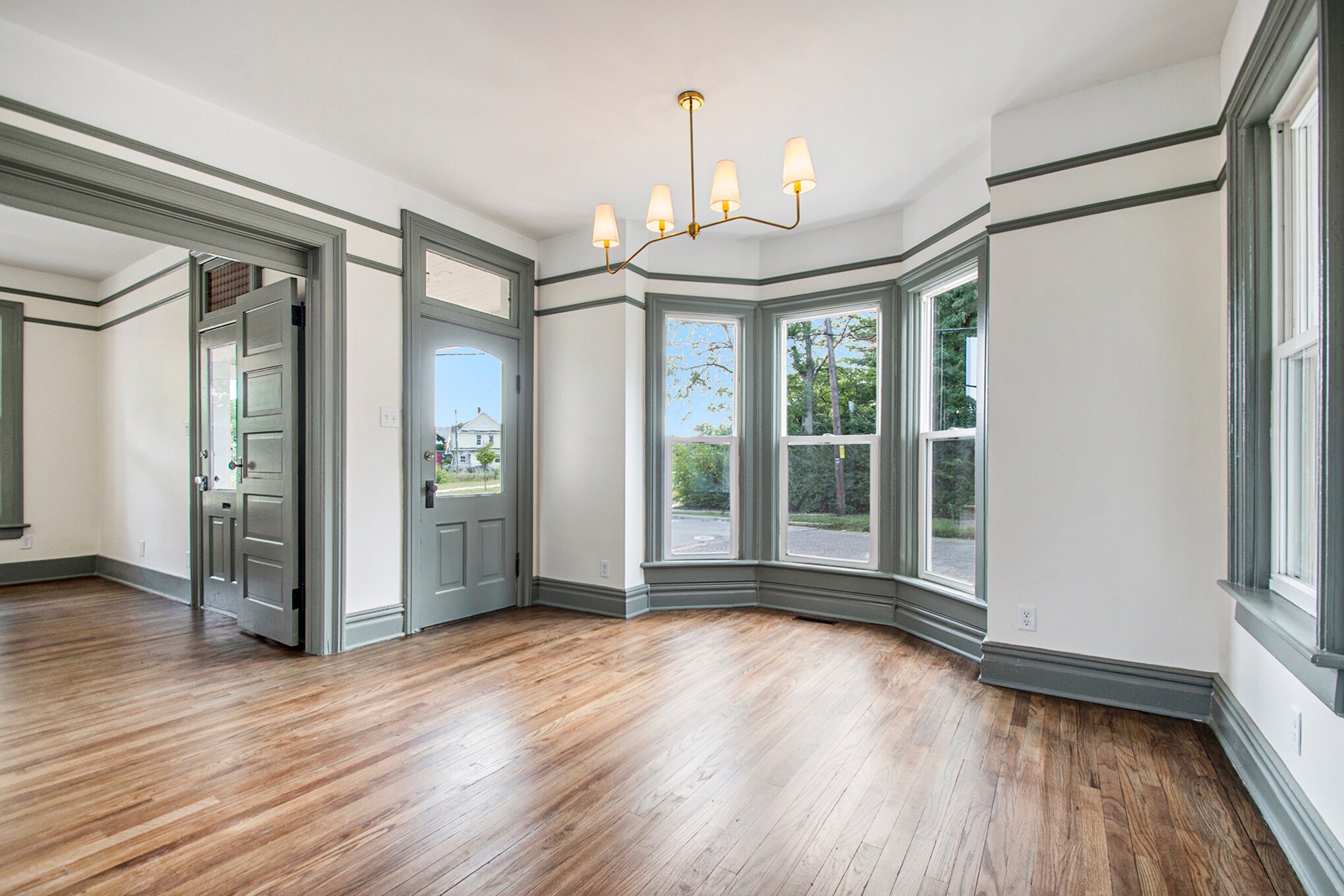 Building Photo - 523 W Marion St