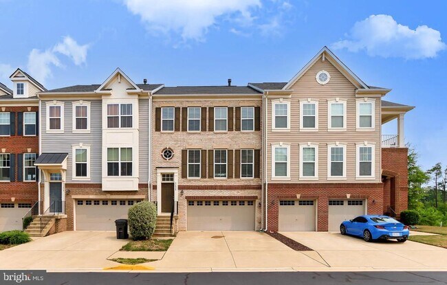 Primary Photo - 42626 Beckett Terrace
