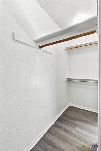 Building Photo - 3410 Victoria Cir