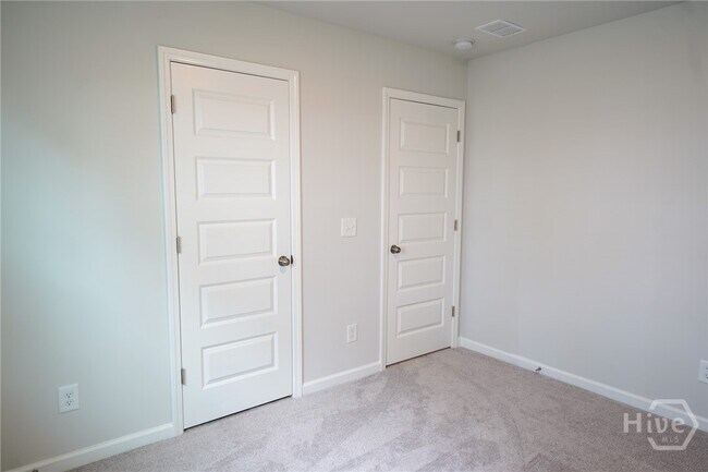 Building Photo - 111 Saltgrass Ln