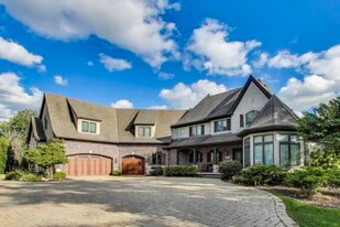 Building Photo - 23W711 Hobson Rd