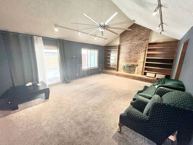 Building Photo - 12198 E Vassar Dr