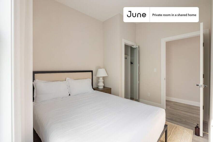 Building Photo - Room in Shared 5 bed/2 bath home