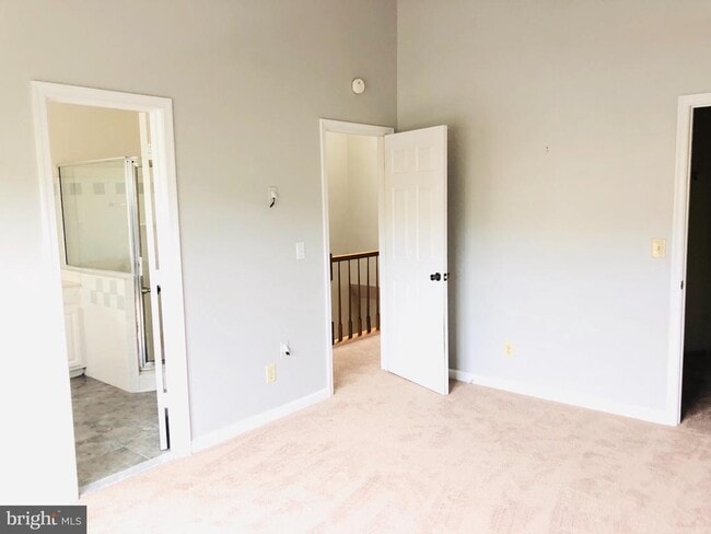 Building Photo - 802 Stafford Glen Ct