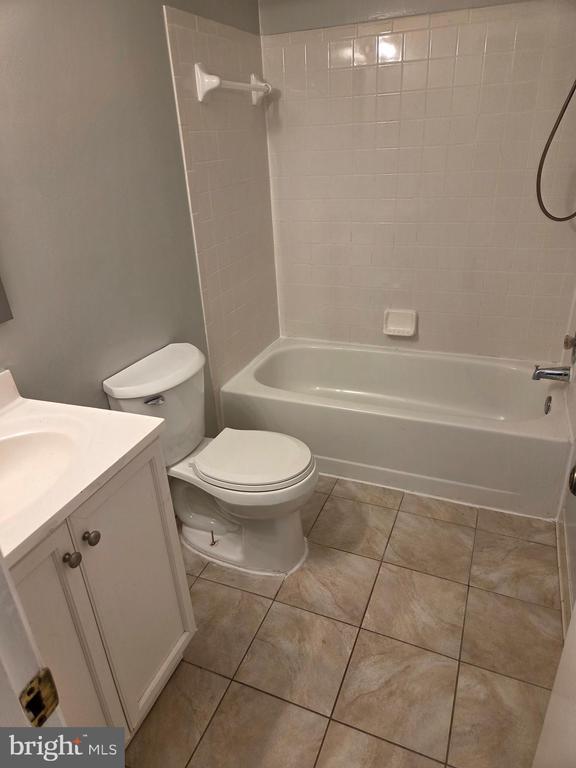 Building Photo - 6998 Admetus Ct