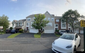 Building Photo - 172 Nathan Dr