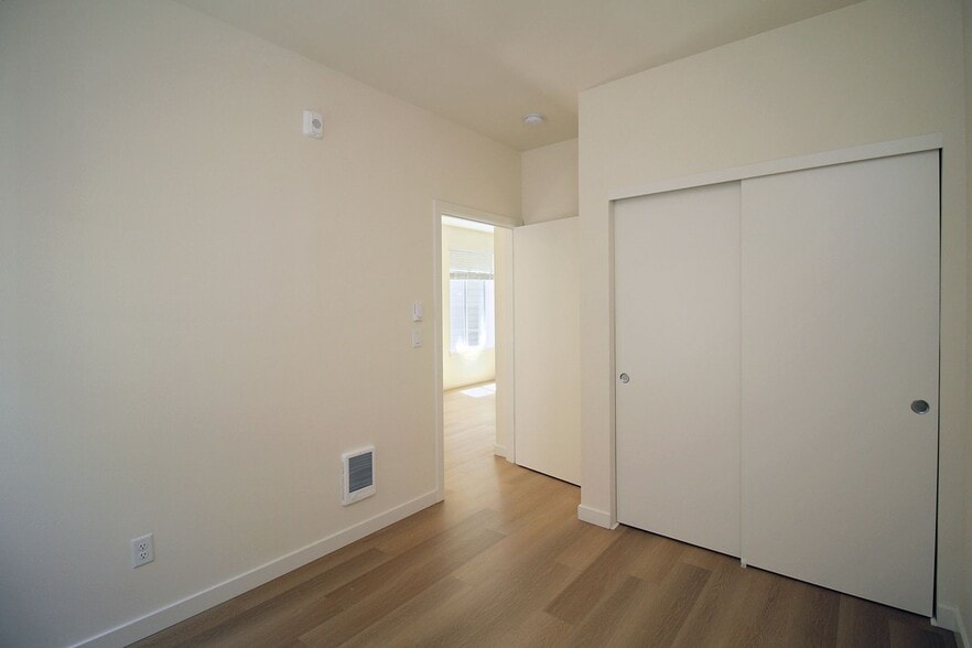 Building Photo - 1111 SE Tenino St