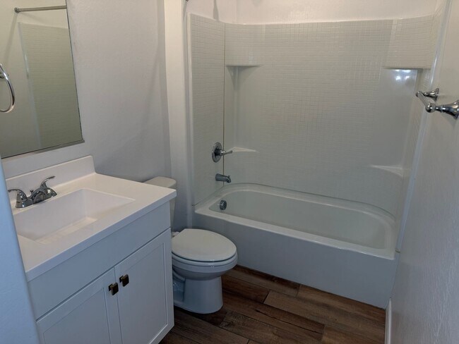 Building Photo - 1673 N St Francis Pl