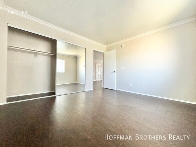 Building Photo - 227 S Carondelet St